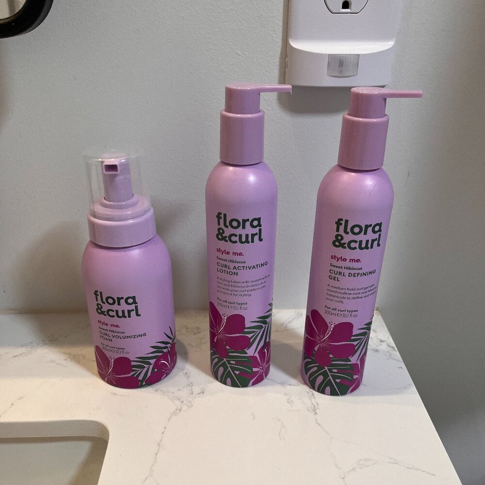 Flora & Curl - The Curly Hair Styling Kit